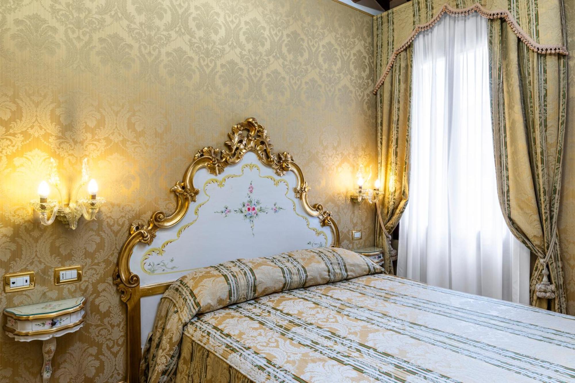 Hotel Ca' Dogaressa Venise Extérieur photo